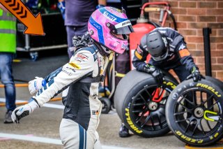 Pitlane, Race 2
