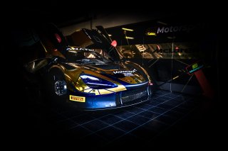 Pitlane, Test Days
