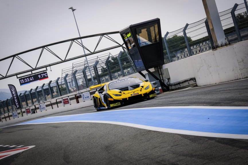 Pitlane, Test Days
