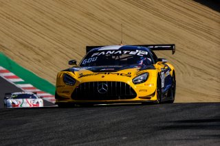 #88 AKKODIS ASP Team FRA Mercedes-AMG GT3 Jules Gounon FRA Jim Pla FRA Pro, Free Practice
