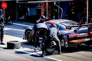 Pitlane, Pre-Qualifying
