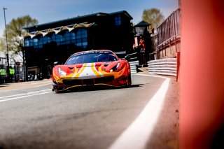 Pitlane, Pre-Qualifying
