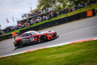 #87 AKKODIS ASP Team FRA Mercedes-AMG GT3 Thomas Drouet FRA Casper Stevenson GBR Silver Cup, Race 1

