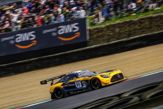 #88 AKKODIS ASP Team FRA Mercedes-AMG GT3 Jules Gounon FRA Jim Pla FRA Pro, Race 1
