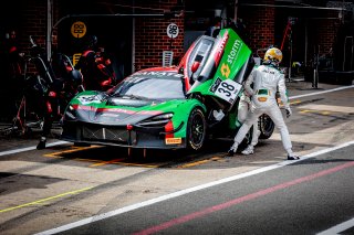 Pitlane, Race 1
