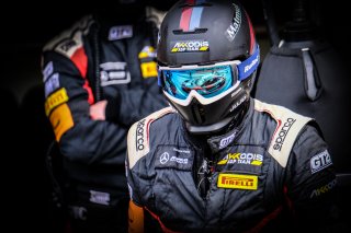 Pitlane, Race 2
