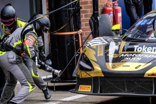 Pitlane, Race 2

