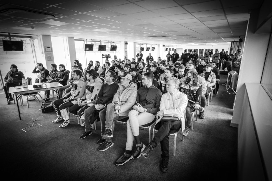 Drivers Briefing
