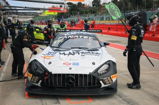 Pit Lane, Pre-Qualifying
