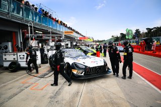 Pit Lane, Pre-Qualifying
