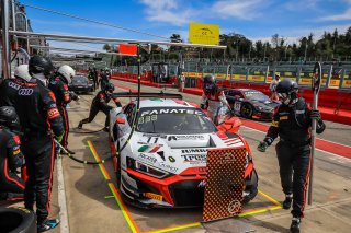 Pit Lane, Pre-Qualifying

