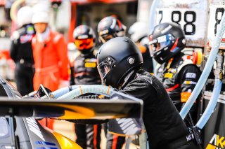 Pit Lane, Pre-Qualifying
