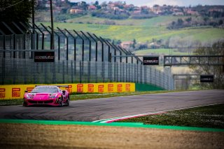 #83 Iron Dames ITA Ferrari 488 GT3 Rahel FREY CHE Sarah BOVY BEL Michelle GATTING DNK Gold Cup, GT3, Pre-Qualifying
