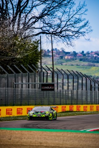 #77 Barwell Motorsport GBR Lamborghini Huracan GT3 Evo Sandy MITCHELL GBR Rob COLLARD GBR Alex MACDOWALL GBR Gold Cup, GT3, Pre-Qualifying
