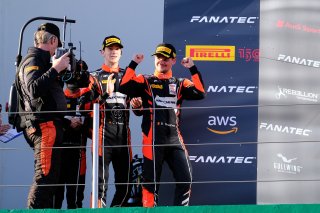 Podium, Race
