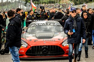 Gridwalk, Race
