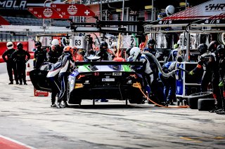 Pit Lane, Race

