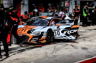 Pit Lane, Race
