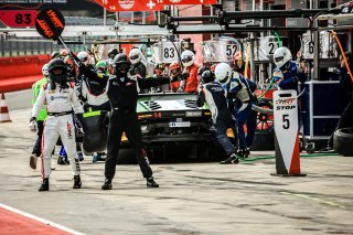Pit Lane, Race
