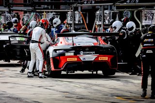Pit Lane, Race
