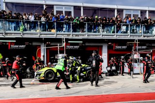 Pit Lane, Race

