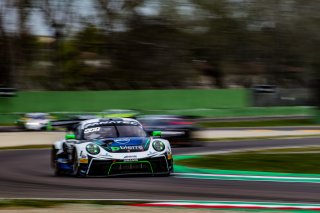#54 Dinamic Motorsport ITA Porsche 911 GT3-R (991.II) Klaus BACHLER AUT Come LEDOGAR FRA Matteo CAIROLI ITA Pro, GT3, Race
