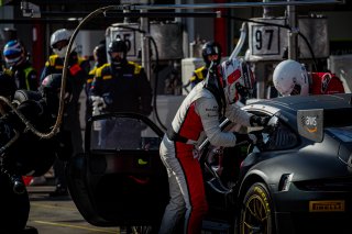 #911 Heberth Motorsport DEU Porsche 911 GT3-R (991.II) Ralf BOHN DEU Alfred RENAUER DEU Robert RENAUER DEU Gold Cup, GT3, Pitlane, Race
