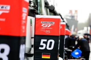 Paddock
