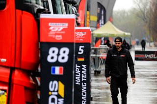 Paddock
