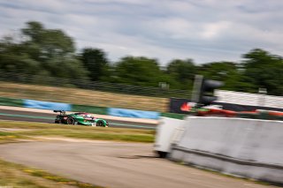 #38 Jota McLaren 720 S GT3 Oliver Wilkinson GBR Rob Bell GBR Pro, Free Practice
