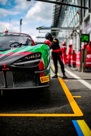 #38 Jota McLaren 720 S GT3 Oliver Wilkinson GBR Rob Bell GBR Pro, Free Practice, GT3
