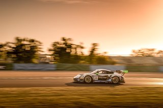 #54 Dinamic Motorsport Porsche 911 GT3-R (991.II) Adrien De Leener GBR Christian Engelhart DEU Pro, Pre Qualifying
