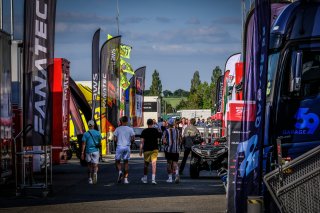 Paddock, Pre-Qualifying
