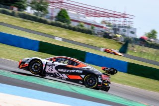 #32 Team WRT Audi R8 LMS evo II GT3 Charles Weerts BEL Dries Vanthoor BEL Pro, Qualifying 1
