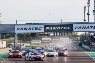 Race 1, Start
