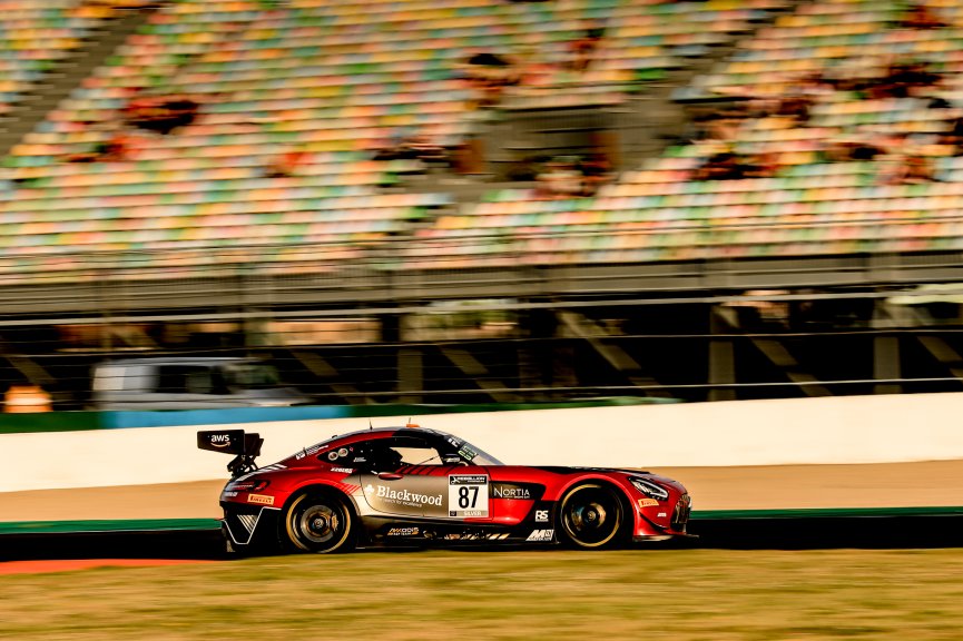 #87 AKKODIS ASP Team Mercedes-AMG GT3 Thomas Drouet FRA Casper Stevenson GBR Silver Cup, Race 1

