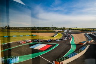Race 1, Start

