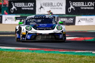 #54 Dinamic Motorsport Porsche 911 GT3-R (991.II) Adrien De Leener GBR Christian Engelhart DEU Pro, Qualifying 2
