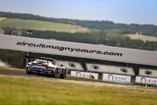 #56 Dinamic Motorsport Porsche 911 GT3-R (991.II) Giorgio Roda ITA Klaus Bachler AUT Pro, Race 2
