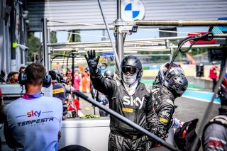 Pitlane, Race 2
