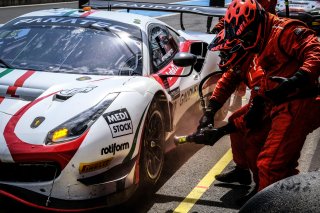 Pitlane, Race 2
