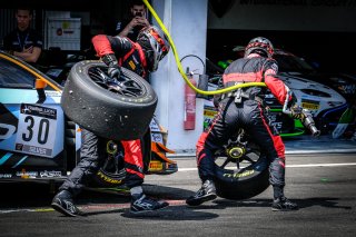 Pitlane, Race 2
