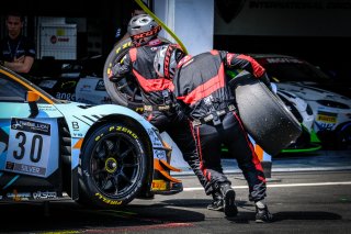 Pitlane, Race 2
