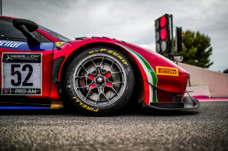 #52 AF Corse Ferrari 488 GT3 Stefano COSTANTINI ITA Louis MACHIELS BEL Andrea BERTOLINI ITA Pro-Am Cup, Bronze Test, FGTWC, Pitlane
