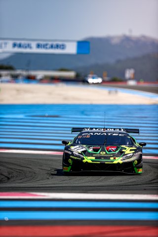 #77 Barwell Motorsport Lamborghini Huracan GT3 Evo Sandy MITCHELL GBR Rob COLLARD GBR Alex MACDOWALL GBR Gold Cup, Free Practice

