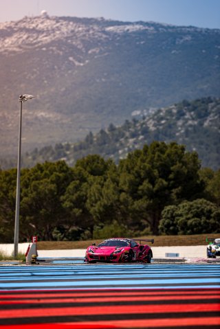 #83 Iron Dames Ferrari 488 GT3 Rahel FREY CHE Sarah BOVY BEL Michelle GATTING DNK Gold Cup, Free Practice

