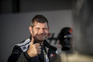 #4 Haupt Racing Team Mercedes-AMG GT3 Jordan LOVE AUS Jannes FITTJE DEU Alain VALENTE CHE Silver Cup, Pre-Qualifying

