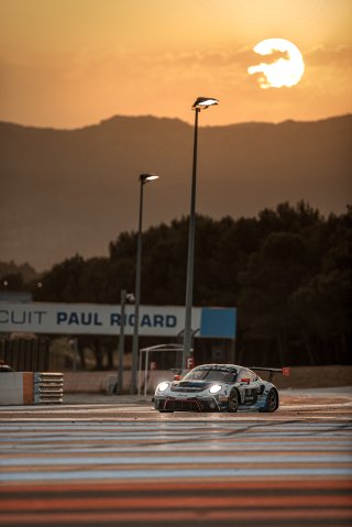 #56 Dinamic Motorsport Porsche 911 GT3-R (991.II) Giorgio RODA ITA Mauro CALAMIA CHE Marius NAKKEN NOR Silver Cup, Race
