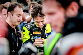 Gridwalk, Race
