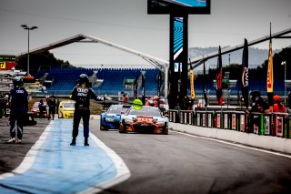 Pitlane, Race
